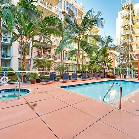 Downtown San Diego Condo With Pool And Rooftop Access